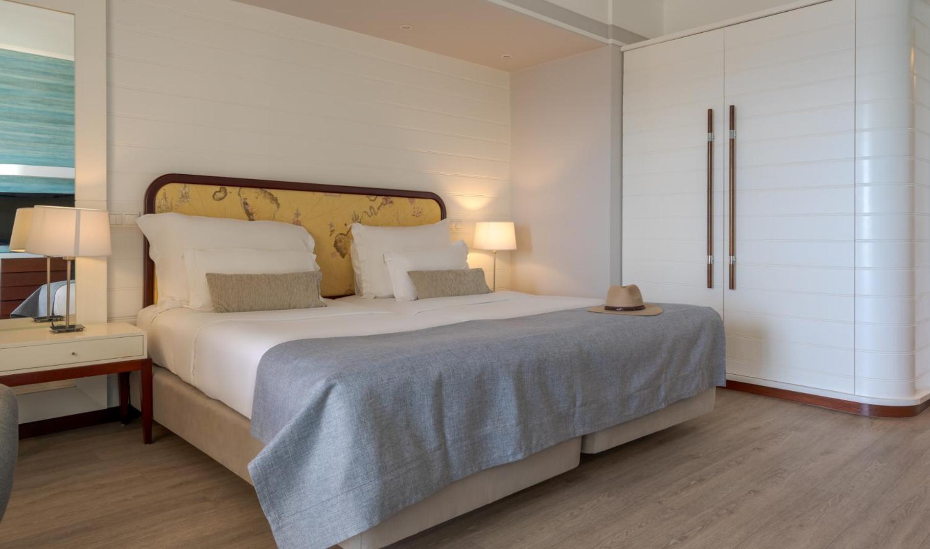 โีรงแรมเพสทานา อัลวอร์ ไพร บีช&กอล์ฟ รีสอร์ท ภายนอก รูปภาพ A bedroom at the hotel